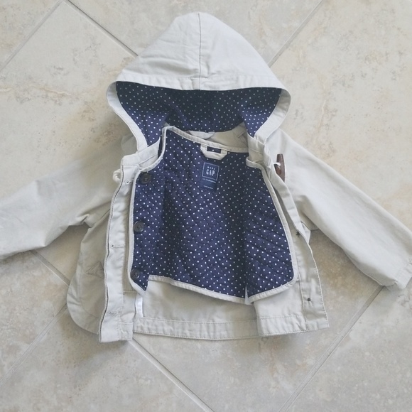 GAP Jacket - Picture 2 of 6